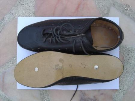 CHAUSSURE
